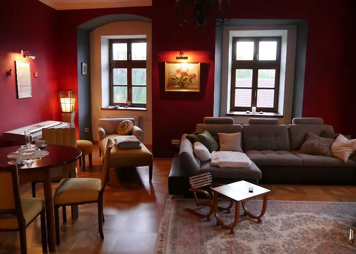 Schloss Apartamento *